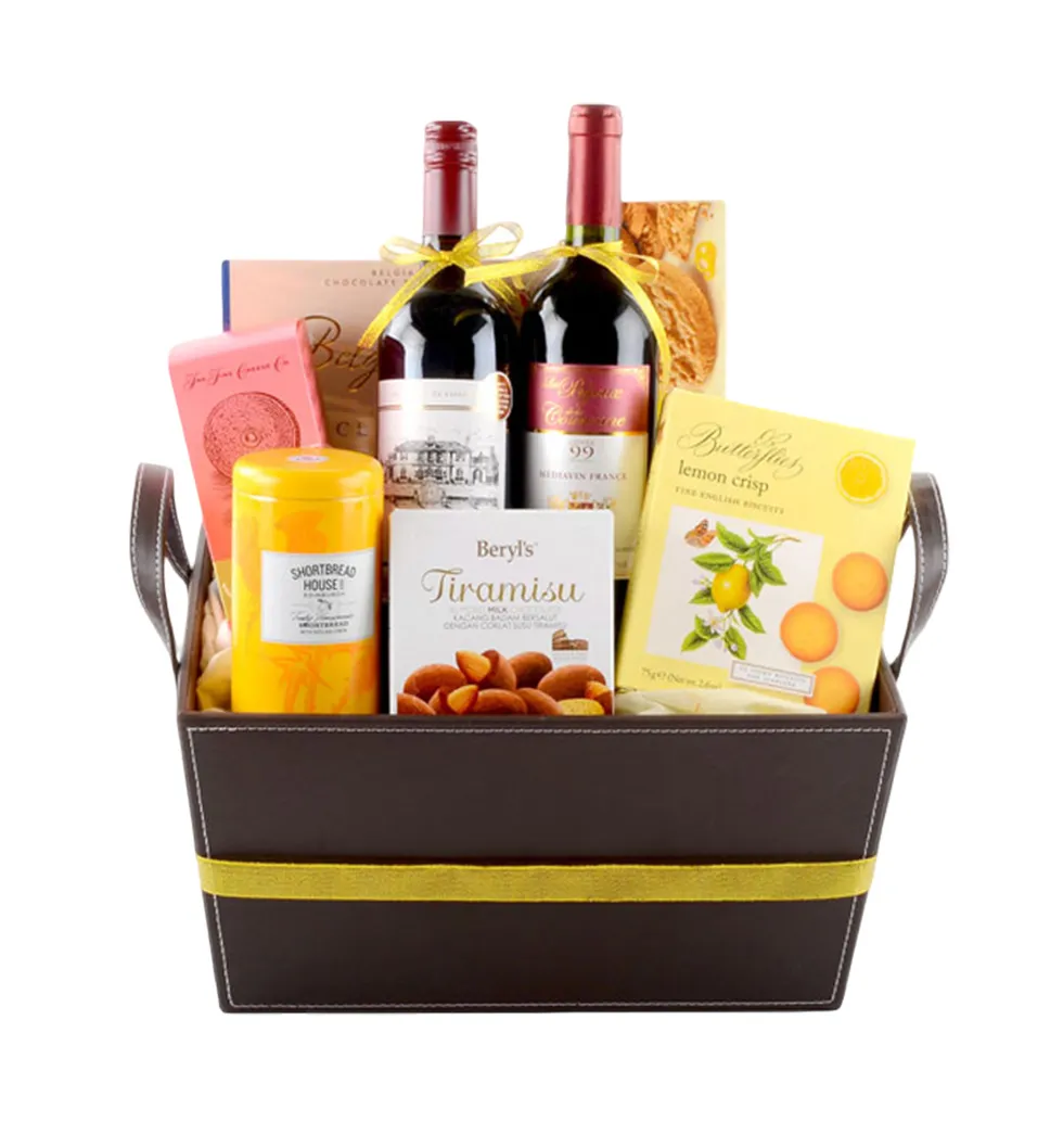 Luxurious Wine & Treat Set